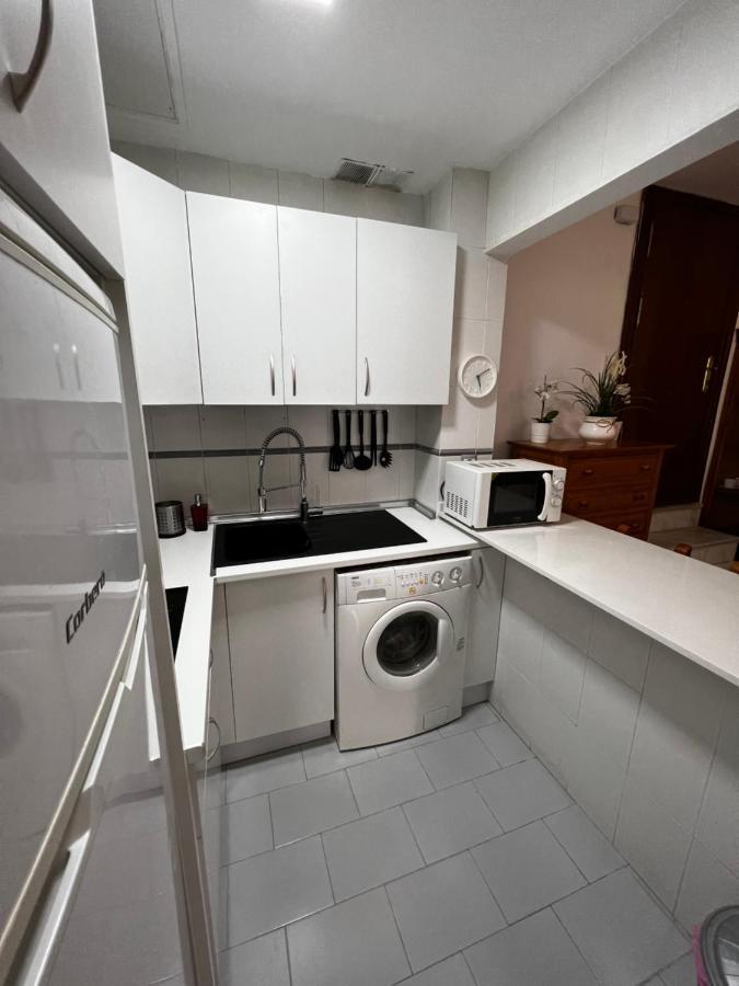 Apartment Synergy Apartment, 2 Bedroom, Center By Namaste Elite
